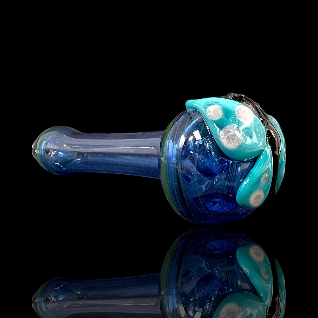 Glass Distractions Pipe