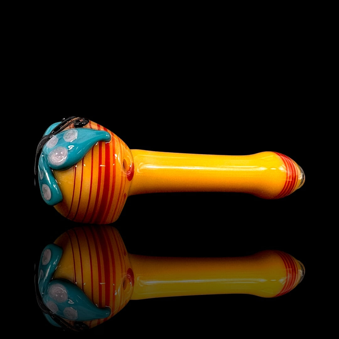 Glass Distractions Pipe