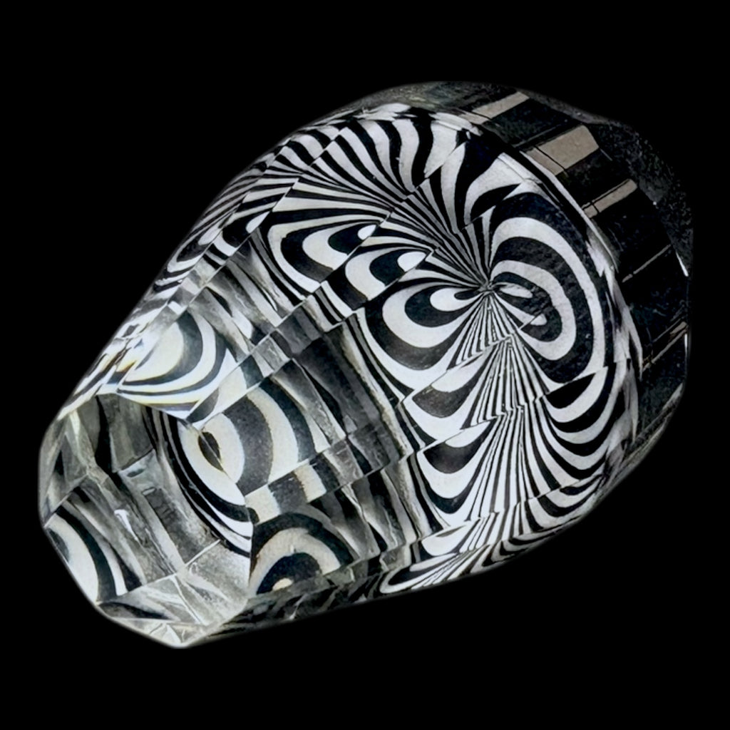 Jabi Cuts x Dan Longden Gemstone