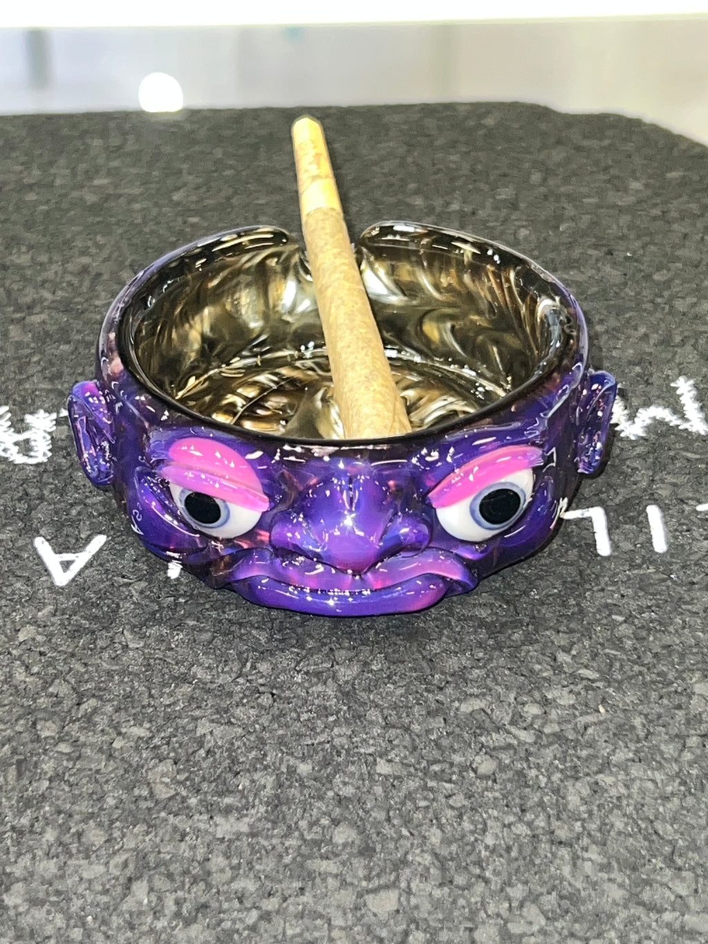 Voorhees Ashtray